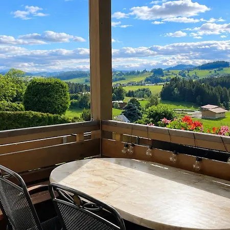 Lofti's Alpin View