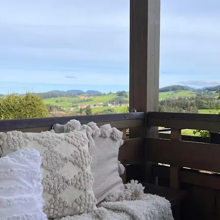 Lofti's Alpin View 公寓