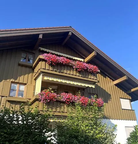 Lofti's Alpin View Lejlighed *